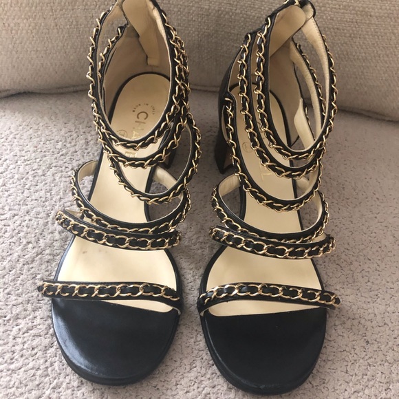Authentic multi chain shoes - Picture 1 of 6